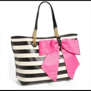Betsey Johnson, Blk & White Striped Bag with Bow